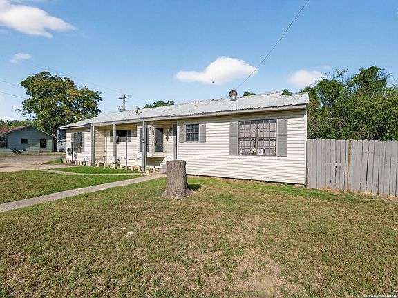 2nd image of 808 N Adams