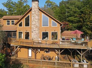 222 Bennetts Trl, Sautee Nacoochee, GA 30571