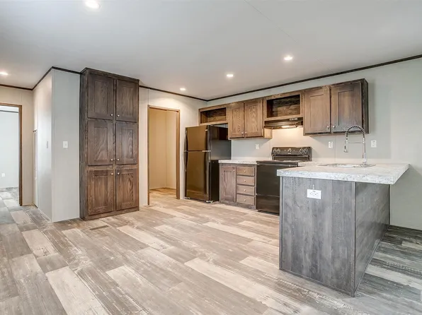 6111 New Mexico Trl, Granbury, TX 76048