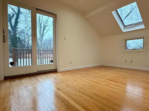 5th image of 3402 Brookside St Floor 1