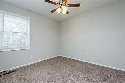 2520 McMillan St NE — Photo 7