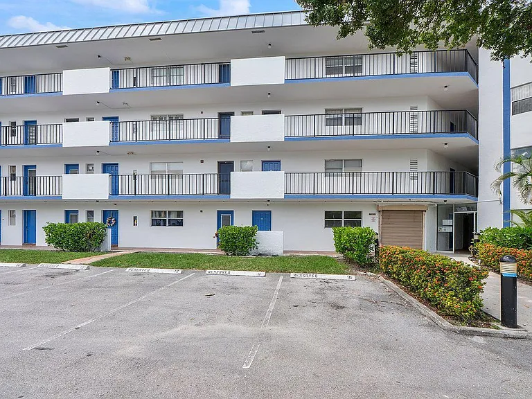 6260 S Falls Circle Dr #110 — Photo 27