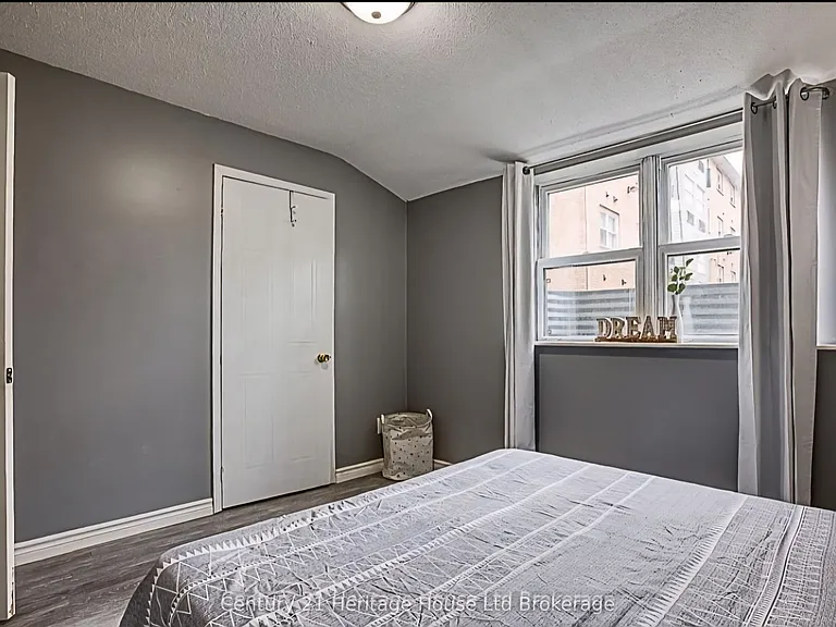 64 Hiawatha Rd #13 — Photo 10