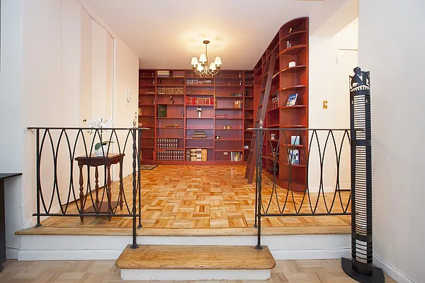 Sold by NextStopNY | media 11