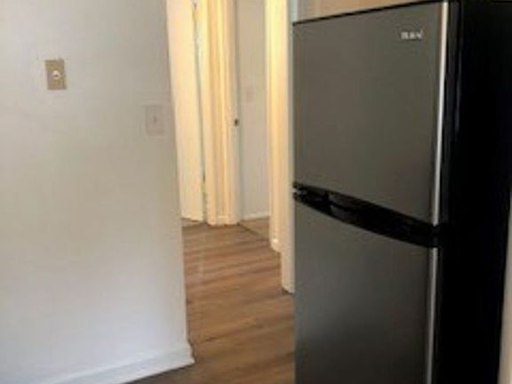 3rd image of 30853 14th Ave S #5