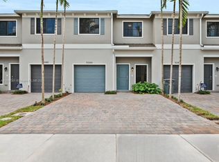 5084 Coralberry St, Haverhill, FL 33415