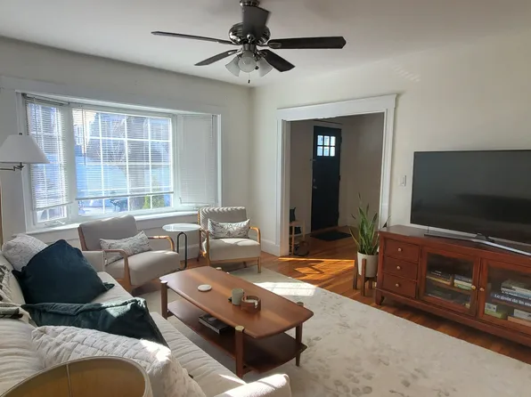 44 Hillsdale St #1, Dorchester Center, MA 02124