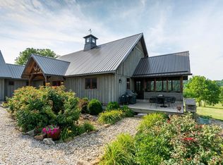 555 Bryantsville Rd, Mitchell, IN 47446