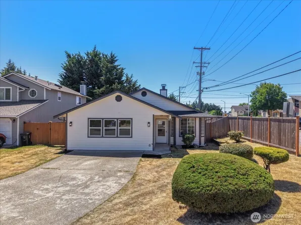 4902 33rd Street Ct NE, Tacoma, WA 98422