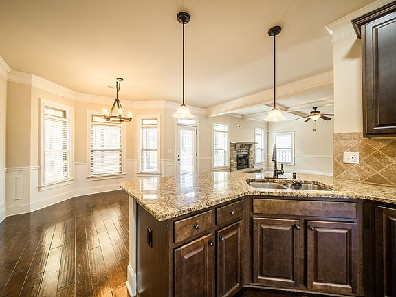 5th image of 6304 Brookridge Dr
