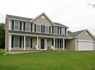 11 Haywards Heath, West Henrietta, NY 14586