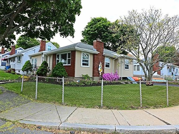2nd image of 36 Amelia Ave