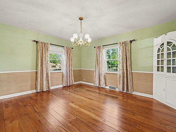 5th image of 4632 Glenway Ave