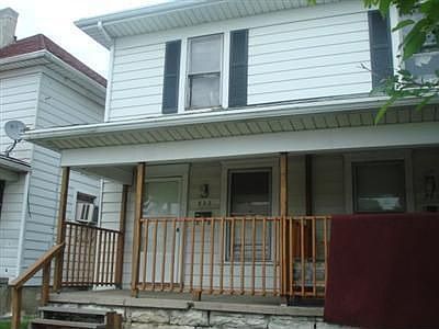 1st image of 820 Troy St