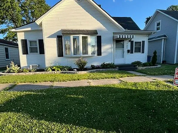 705 Jay St, Saint Marys, OH 45885