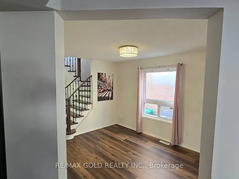 50 Hollingsworth Cir — Photo 4