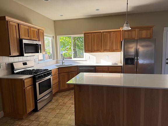 Left view of kitchen