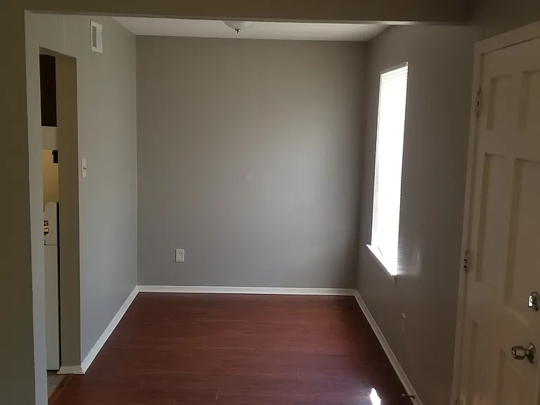 1287 Halcomb Ln #1287 — Photo 3
