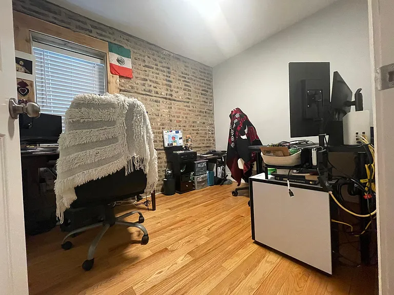 1902 W Cullerton St #2R — Photo 6
