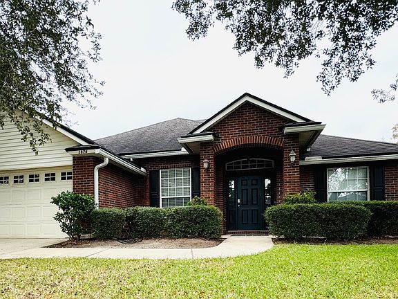 2nd image of 2874 PEBBLEWOOD Lane