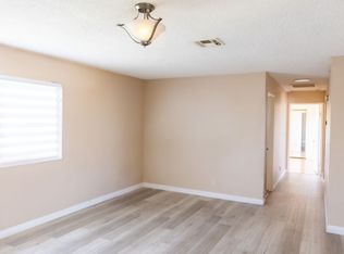 220 N 6th St, Montebello, CA 90640