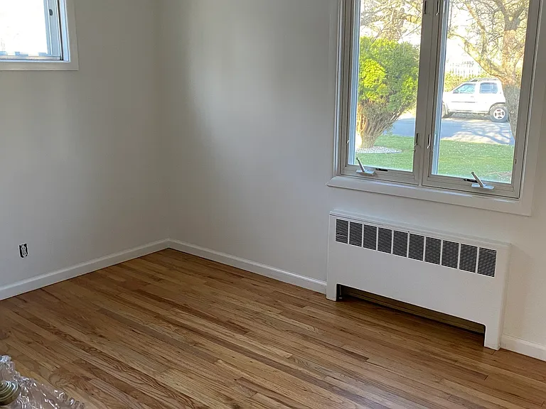 61 Kenilworth Dr W — Photo 14