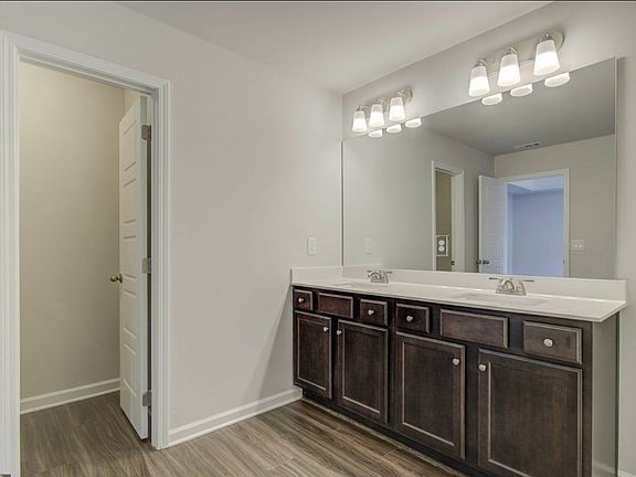5th image of 3682 Dover Run Ln #3