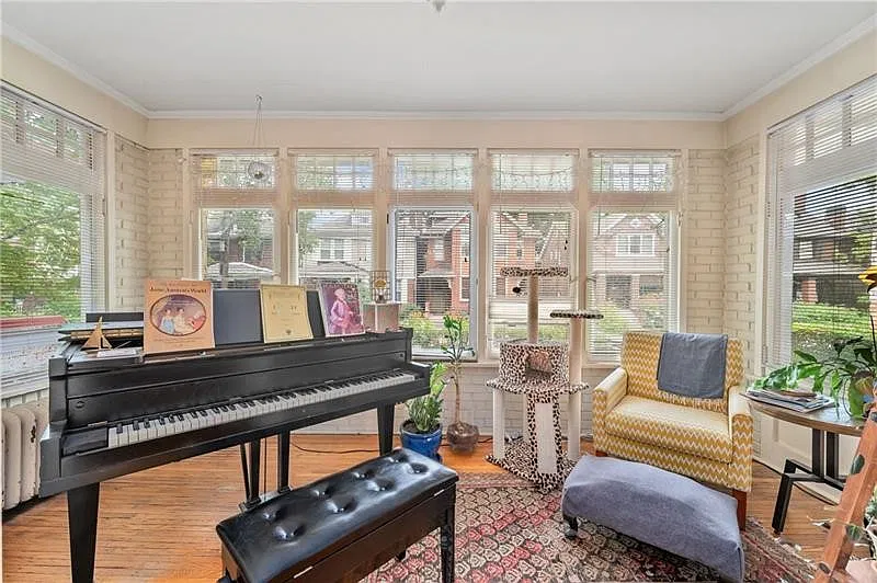 2 bed, 1200 sqft, $1,400 — Photo 4