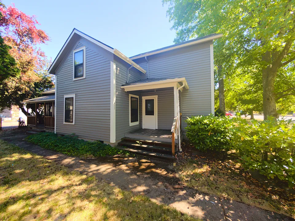 433 SW 5th St