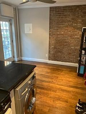 1st image of 250 E 50th St APT 3A