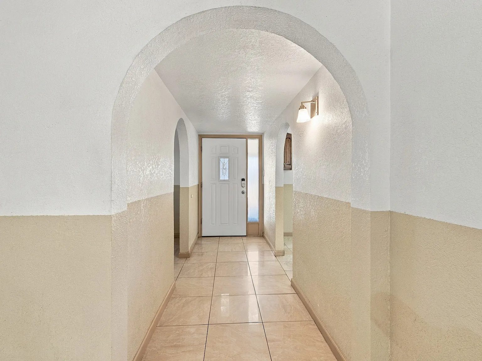 3 bed, 1800 sqft, $1,600 — Photo 4