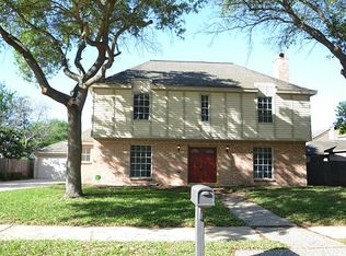 15302 La Mancha Dr, Houston, TX 77083