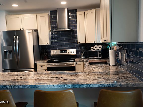 2nd image of 216 E OXFORD Drive