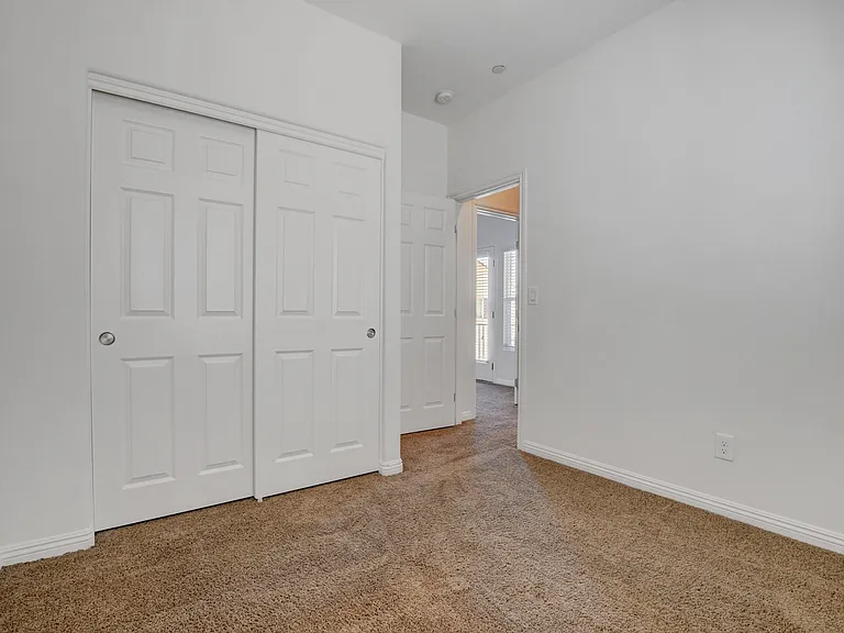 Gleneagles Village Townhomes