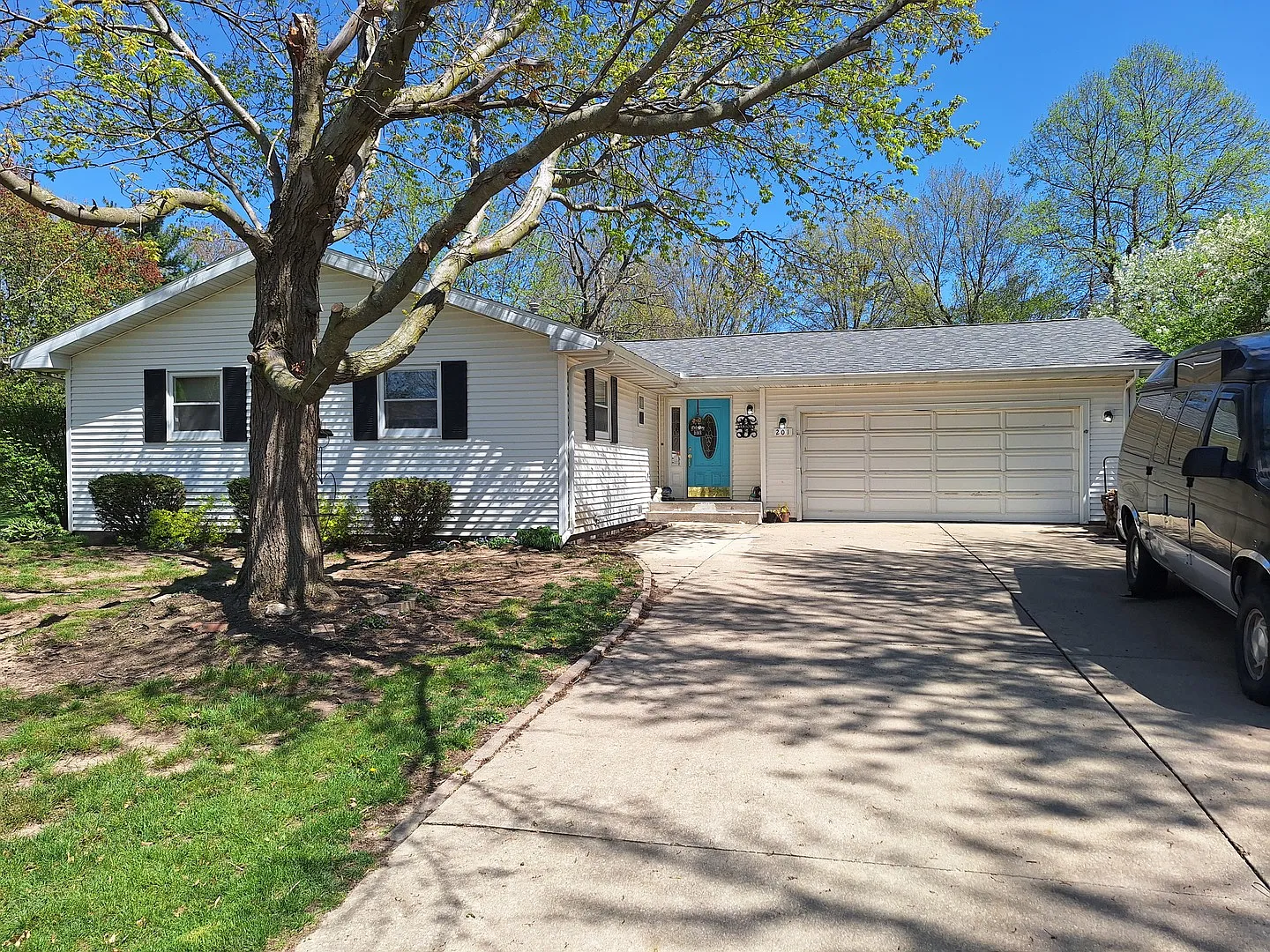 201 N Jayne St photo 1