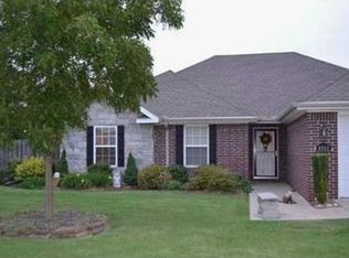 1363 Saint Claire St, Pea Ridge, AR 72751