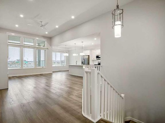 4th image of 1505 Montrose Ter SE