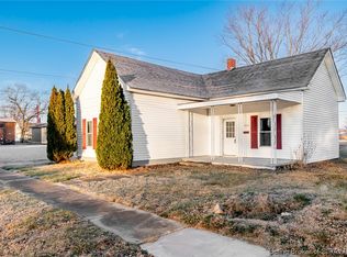 206 E Dixon St, Crothersville, IN 47229