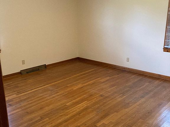 Bedroom #1