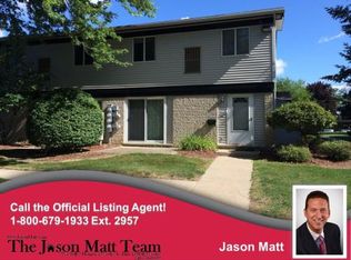 41145 S Woodbury Green Dr, Belleville, MI 48111