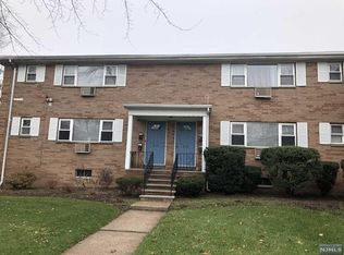 2-47 Virginia Dr, Fair Lawn, NJ 07410