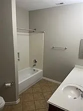 129 Clear Water St W — Photo 11