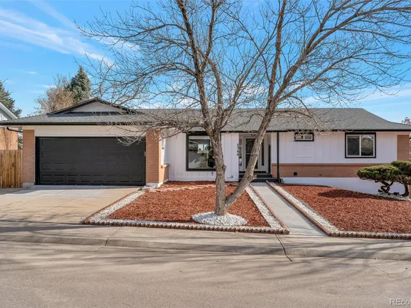 2366 S Devinney Street, Lakewood, CO 80228