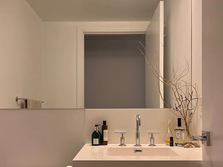 42 Charles St E #2802 — Photo 5