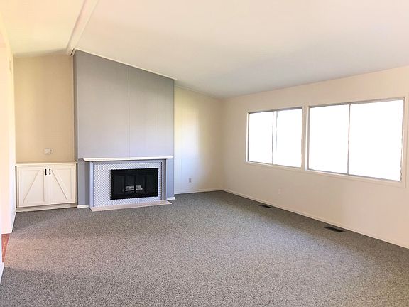 4th image of 11 Birch Pl
