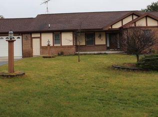 943 Fairway Dr, Gaylord, MI
