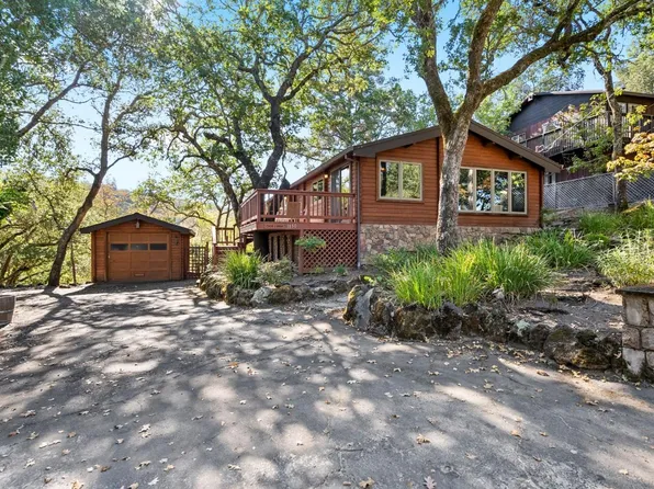 1150 Loma Court, Sonoma, CA 95476