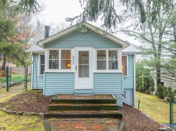 236 Burnt Meadow Rd, Ringwood Boro, NJ 07456