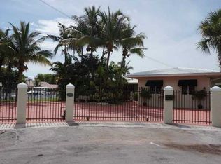 2442 Arch Creek Dr, North Miami, FL 33181