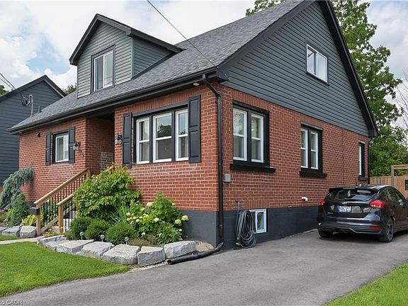 2nd image of 79 Brunswick St